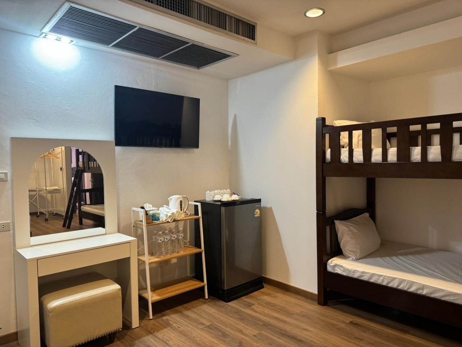 Neo Hatyai Hotel Хатъяй Экстерьер фото